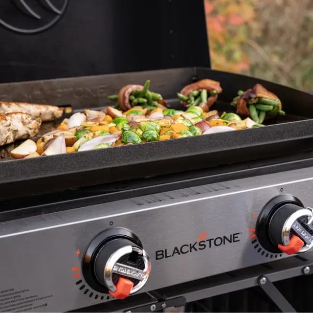Blackstone 22" Tabletop Griddle with Hood