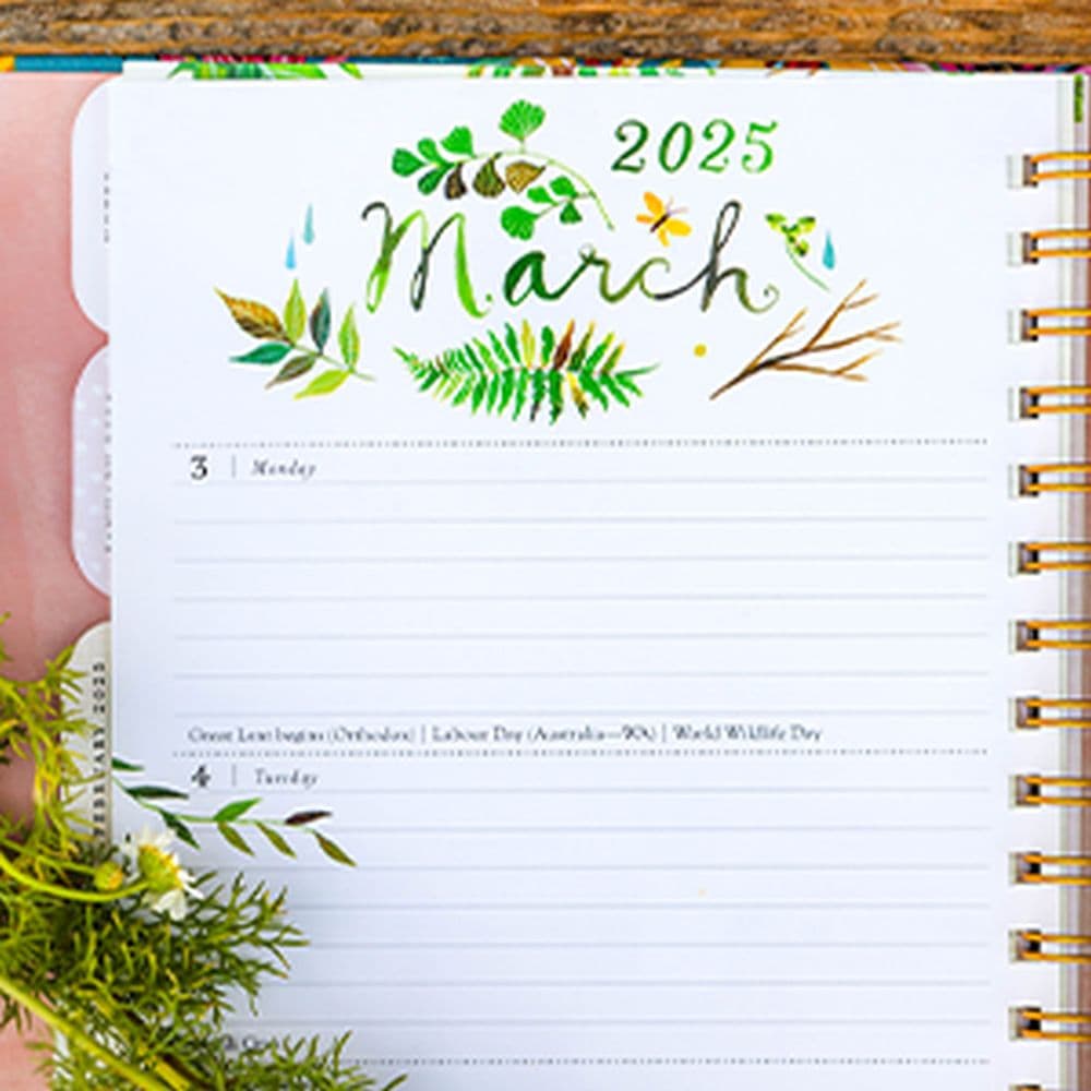 Katie Daisy Weekly Deluxe 2025 Planner Ninth Alternate Image