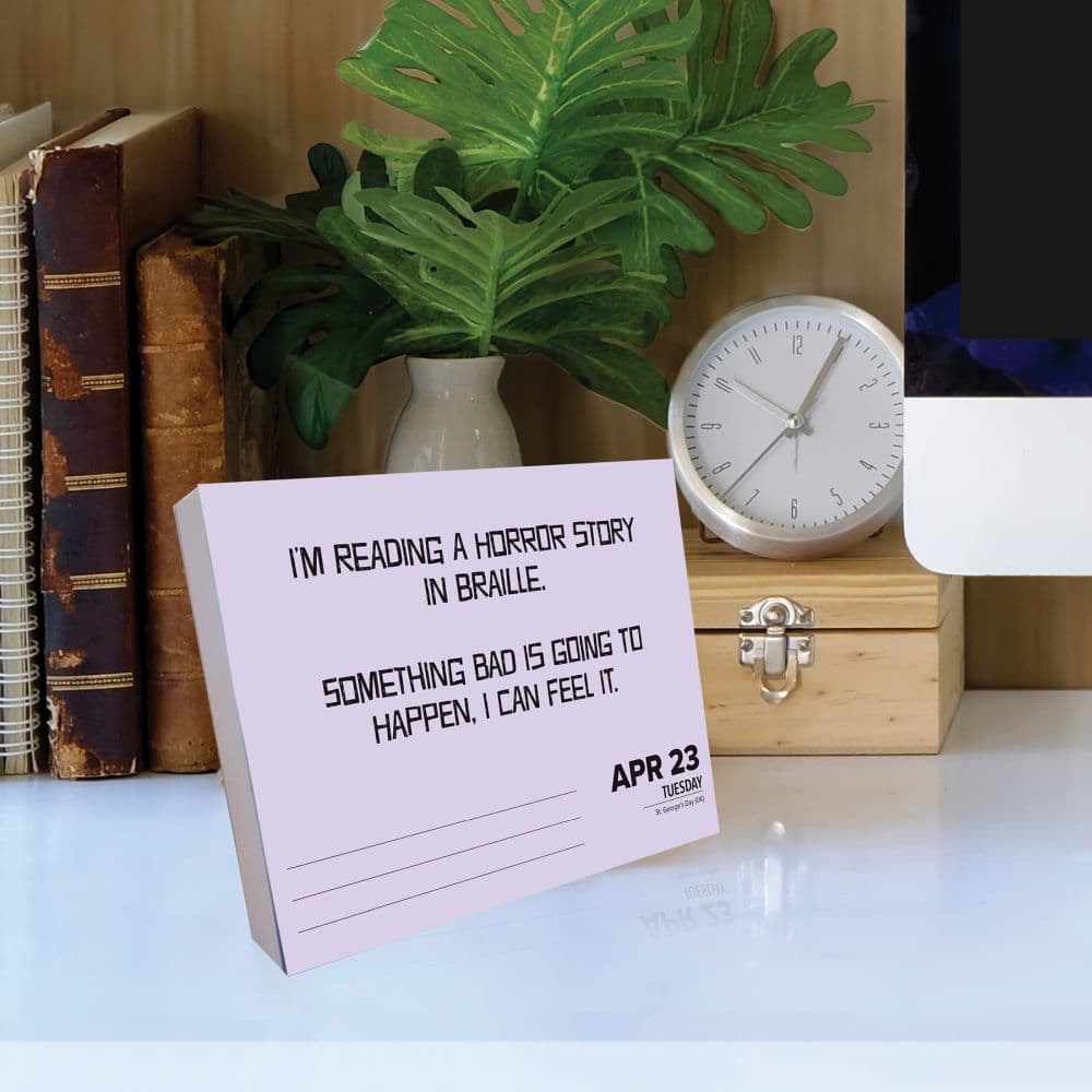 LOL Jokes 2024 Desk Calendar