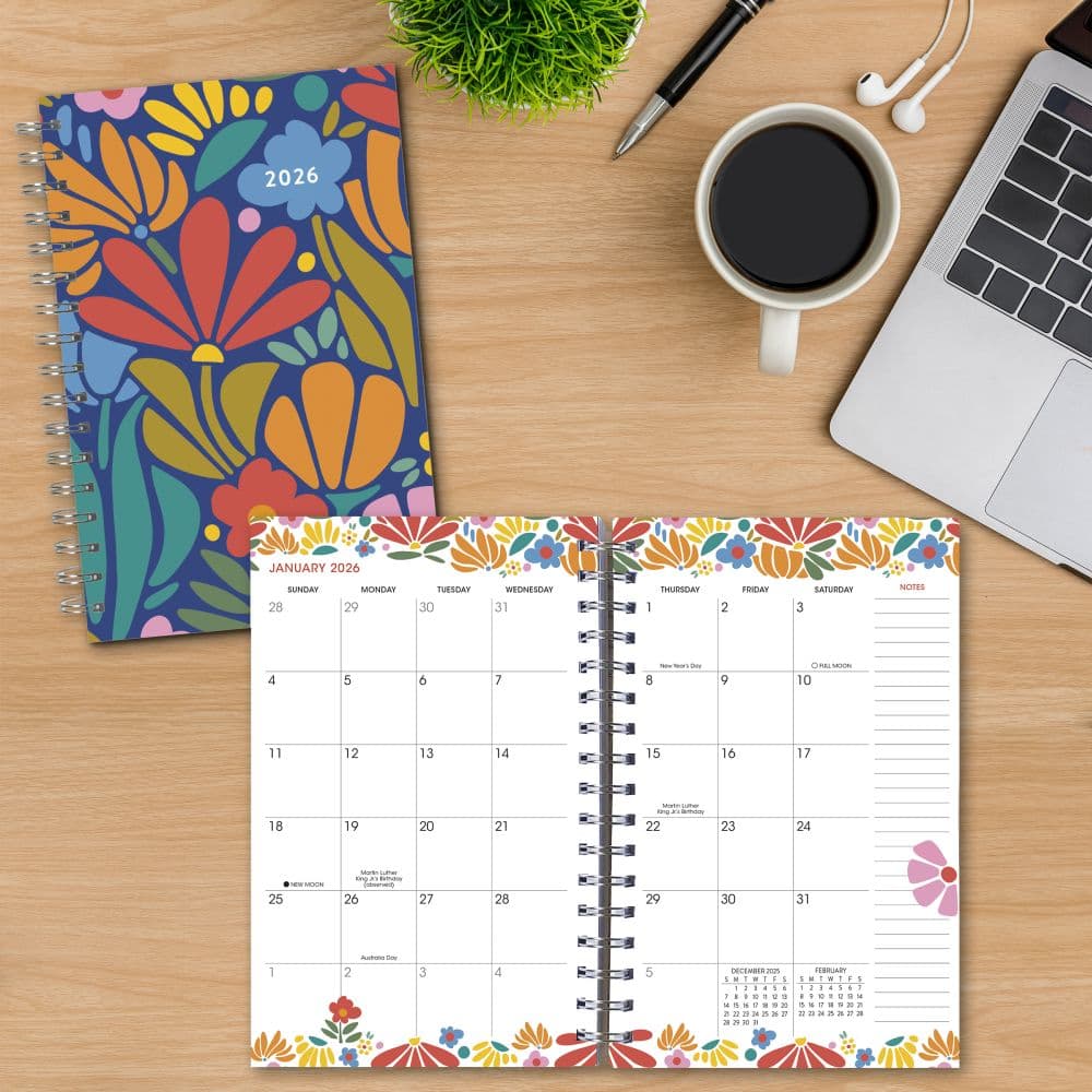 Designer Folksy Florals Weekly 2026 Planner Fourth Alternate Image