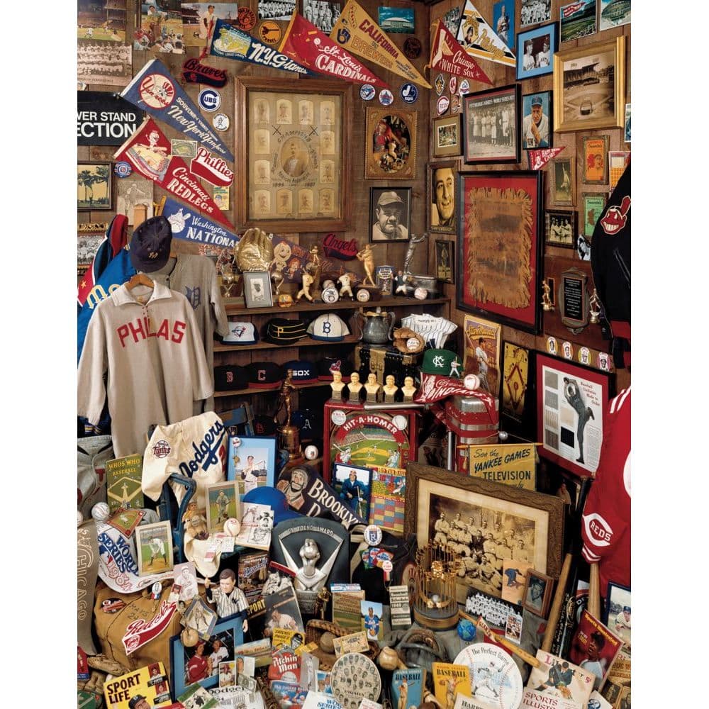 Collectors Closet 1000 Piece Puzzle Main Product  Image width="1000" height="1000"