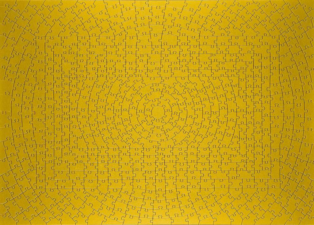 krypt gold 631 piece spiral cut puzzle image 2 width="1000" height="1000"