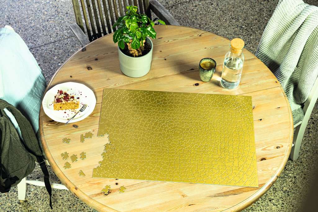 krypt gold 631 piece spiral cut puzzle image 3 width="1000" height="1000"