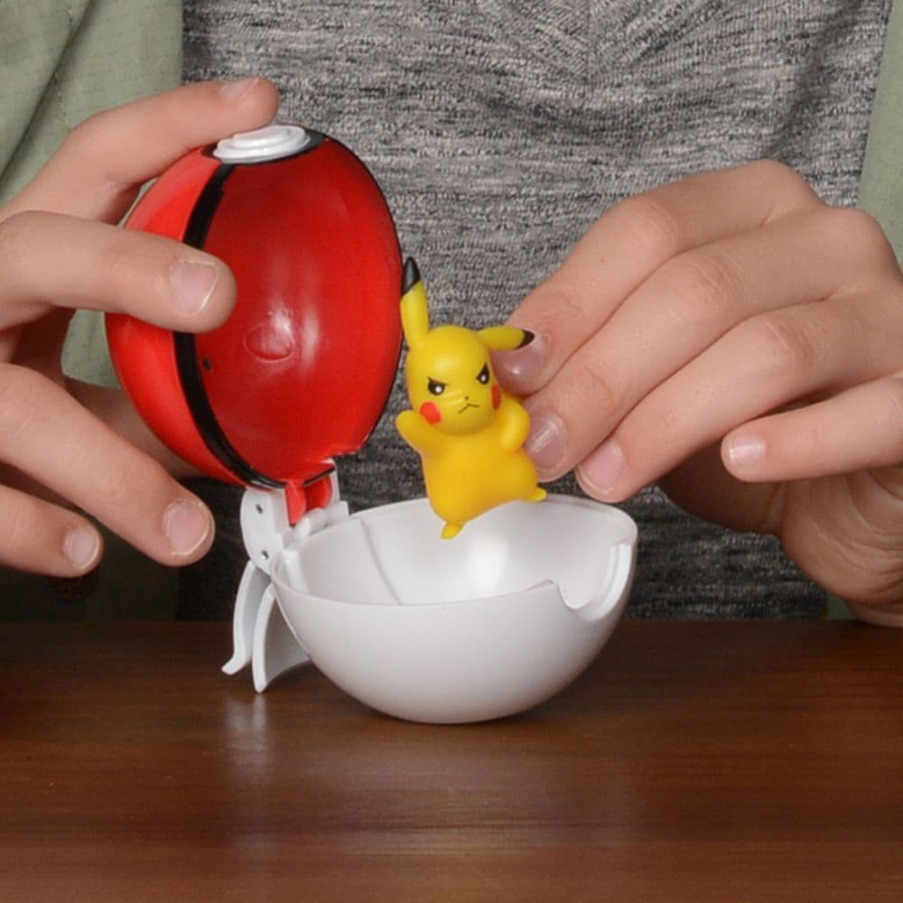 Pokemon Clip N Go Pokeballs - Styles May Vary Second Alternate Image