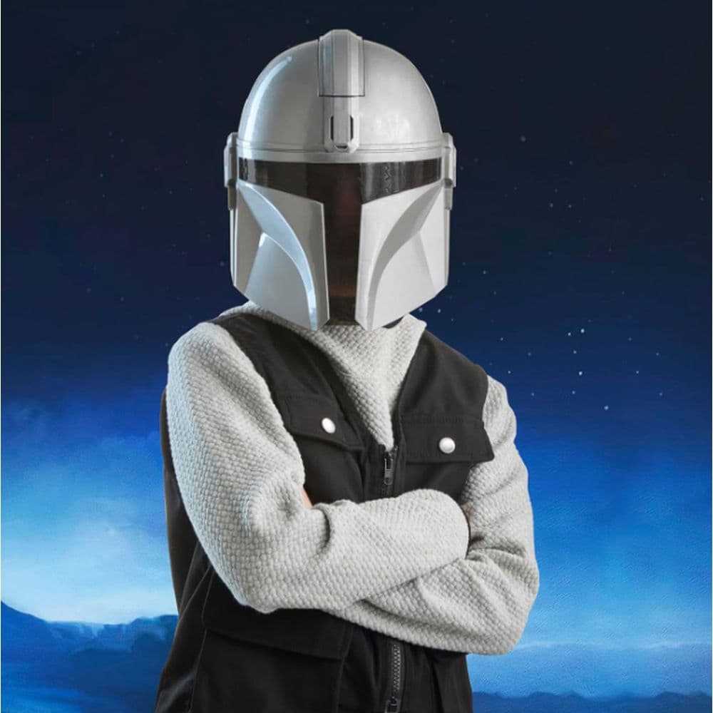 Star Wars Mandalorian Electronic Mask Second Alternate Image