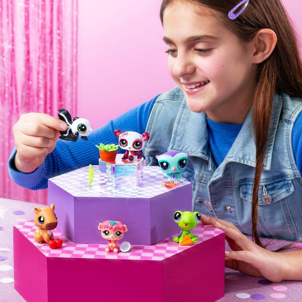 Littlest Pet Shop Surprise - Blind Box Second Alternate Image