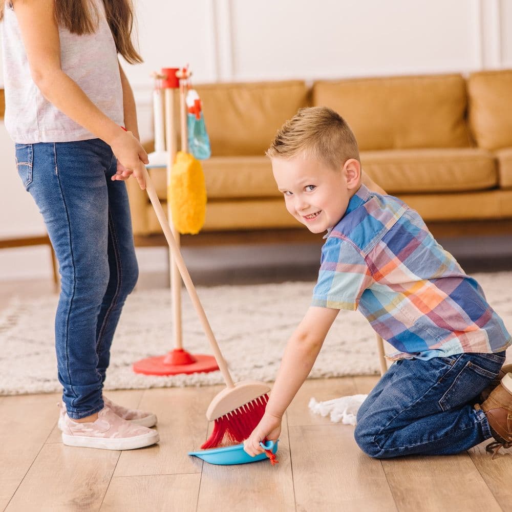 Neat &amp; Tidy Housekeeping Playset Eighth Alternate Image
