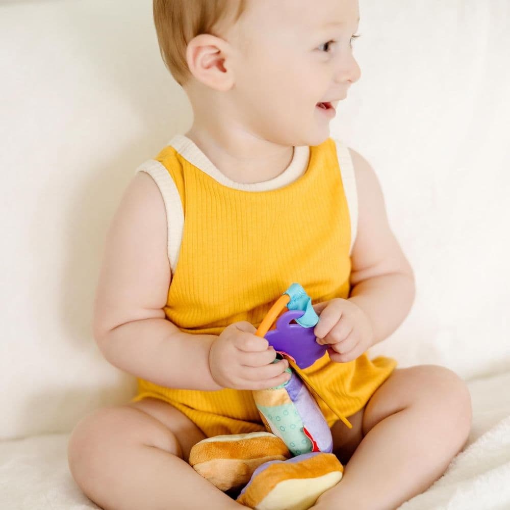 Melissa &amp; Doug PB&amp;J Sandwich Take Along Toy Fourth Alternate Image