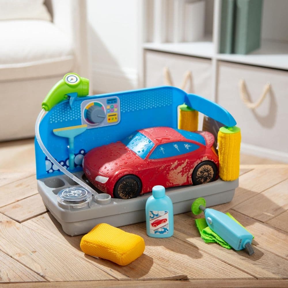 Spray &amp; Shine Car Wash Play Set Seventh Alternate Image