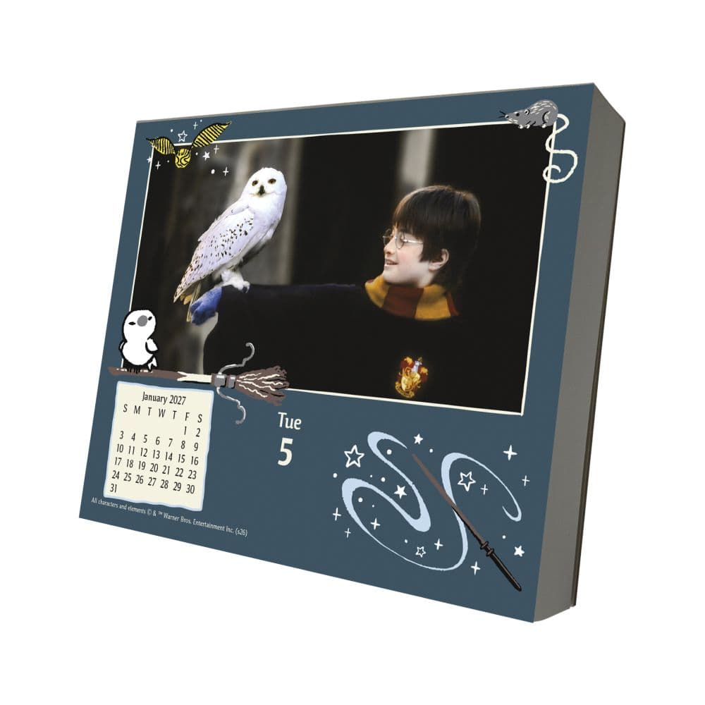 Harry Potter 2027 Desk Calendar - Calendars.com