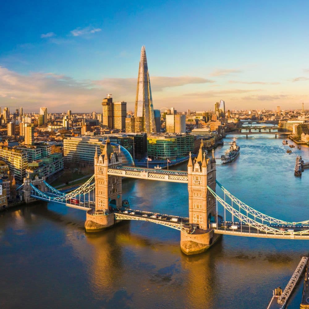 London 2027 Wall Calendar Sixth Alternate Image