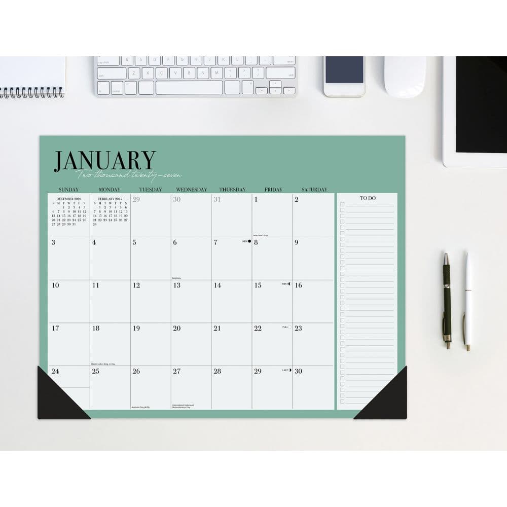 Modern Minimalist 2027 Desk Pad Main Product Image