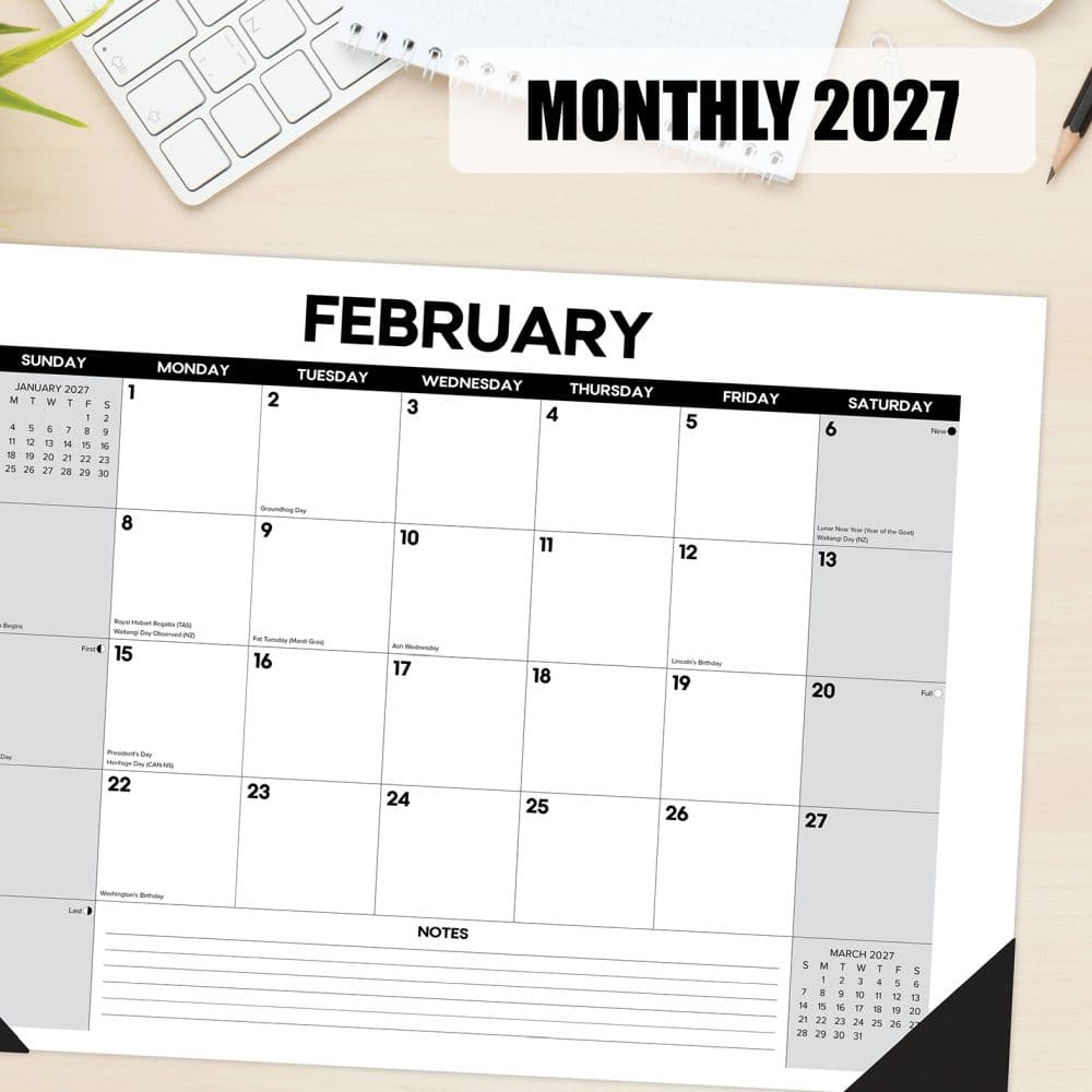 Basic 17x12 2027 Small Desk Pad Third Alternate Image