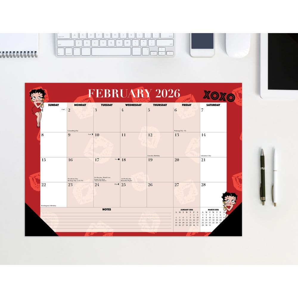 Betty Boop 17x12 2026 Desk Pad First Alternate Image