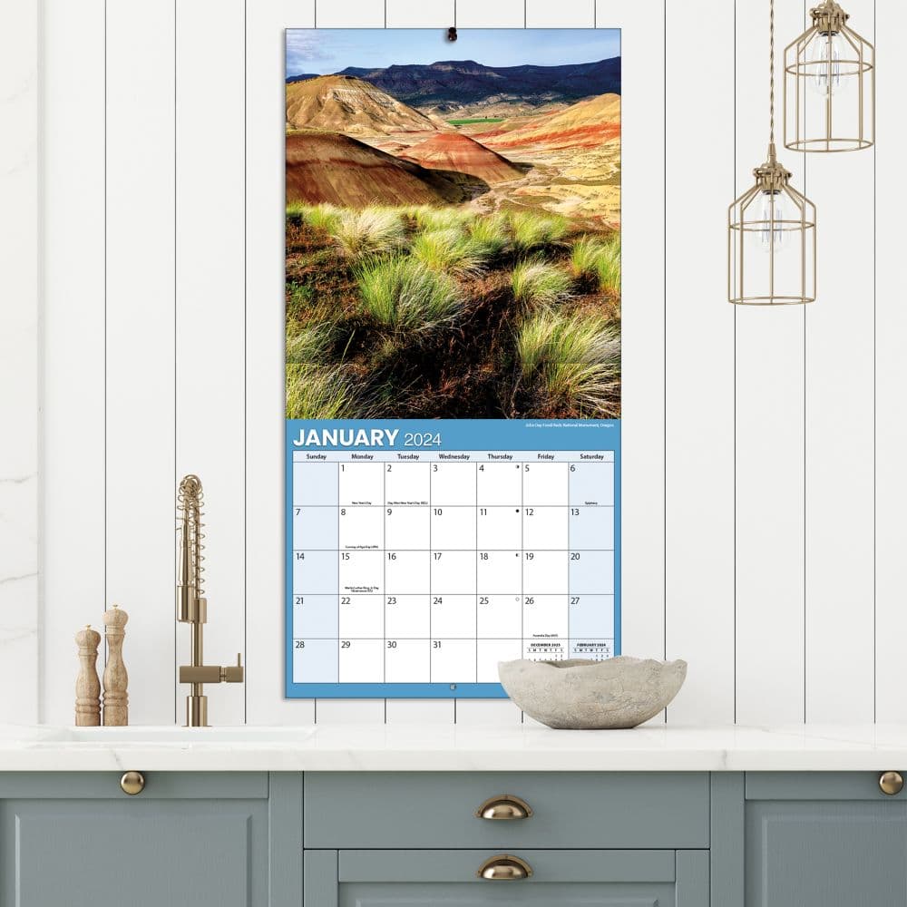 Pacific Northwest Photo 2024 Wall Calendar