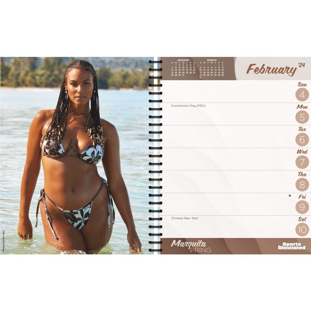 2024 Sports Illustrated Swimsuit Wall Calendar : Trends International:  : Office Products