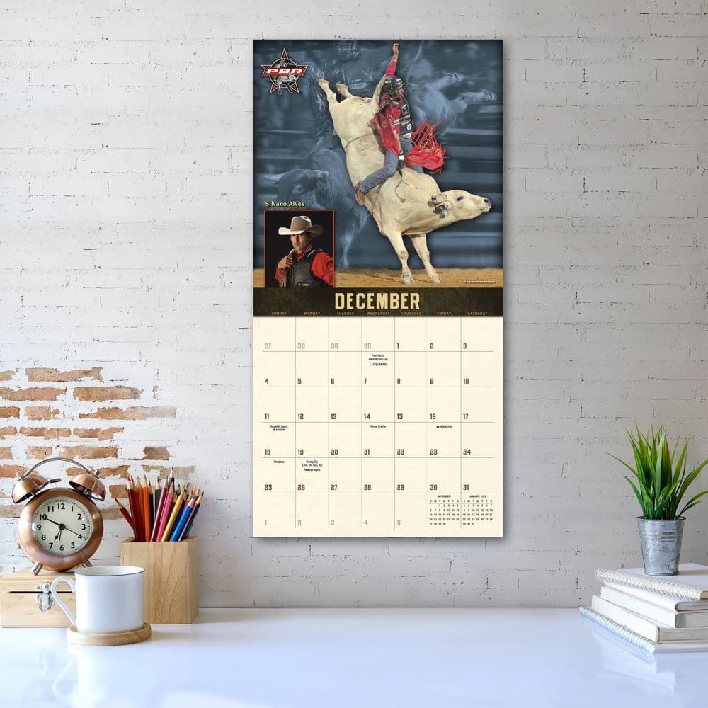 Pbr Professional Bull Riders 2022 Wall Calendar Calendars Com