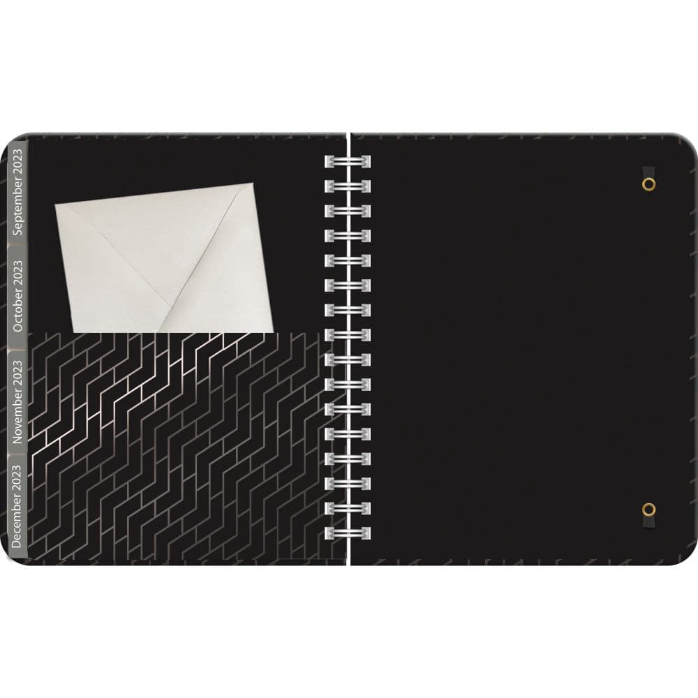 Executive Deluxe 2024 Planner Alternate Image 4