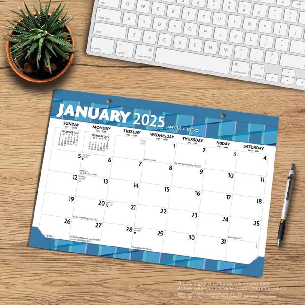 Large Print 2025 Desk Calendar Third Alternate Image