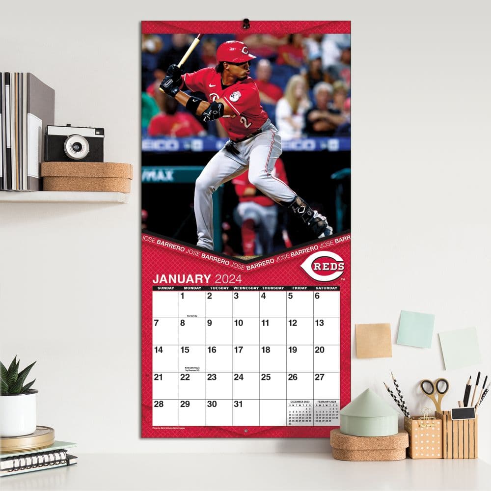 Cincinnati Reds 2024 Wall Calendar