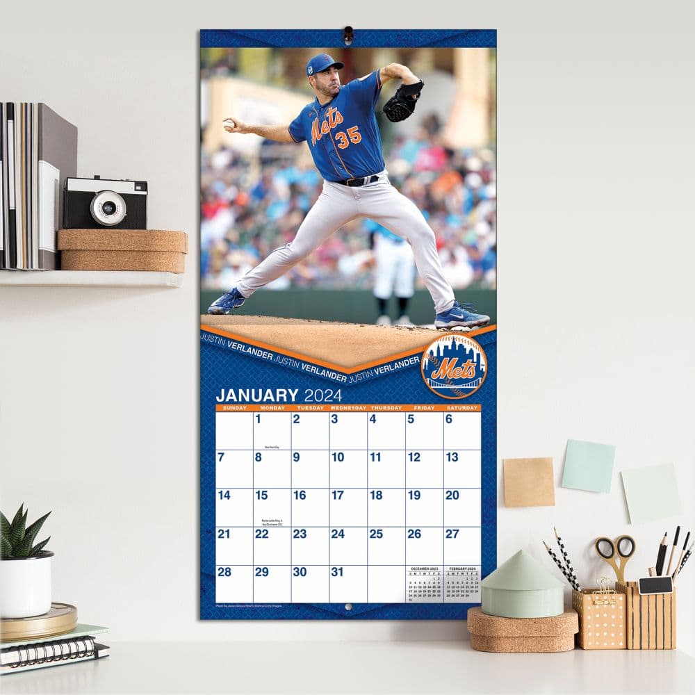 MLB New York Mets 2024 Wall Calendar