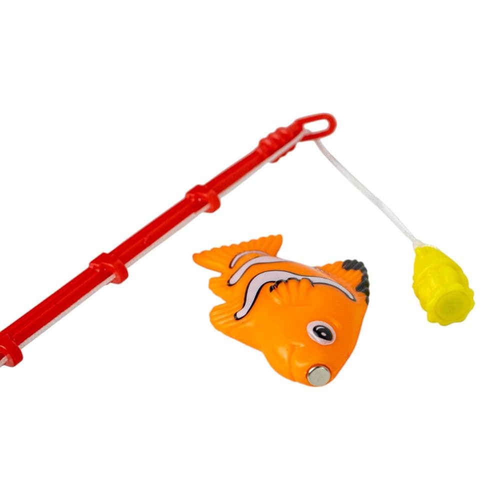 Cast-a-Line Magnetic Fishing Set Second Alternate Image