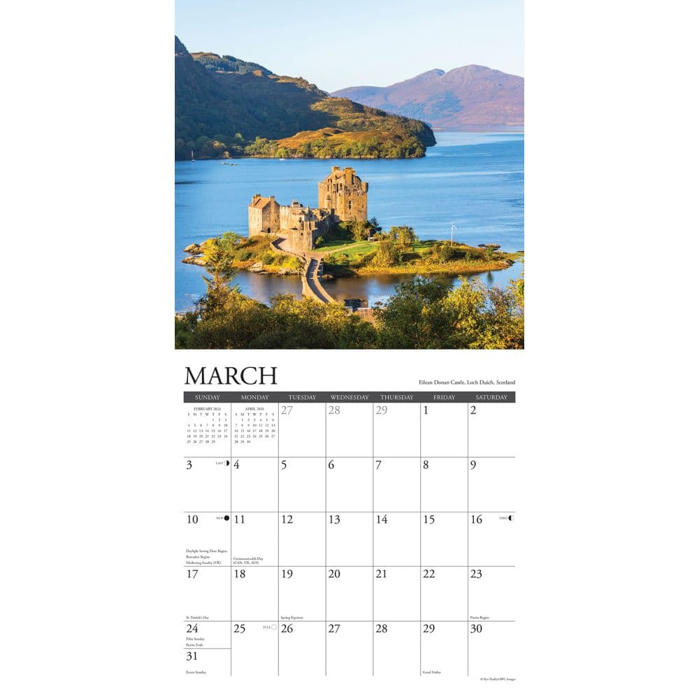 Castles 2024 Wall Calendar