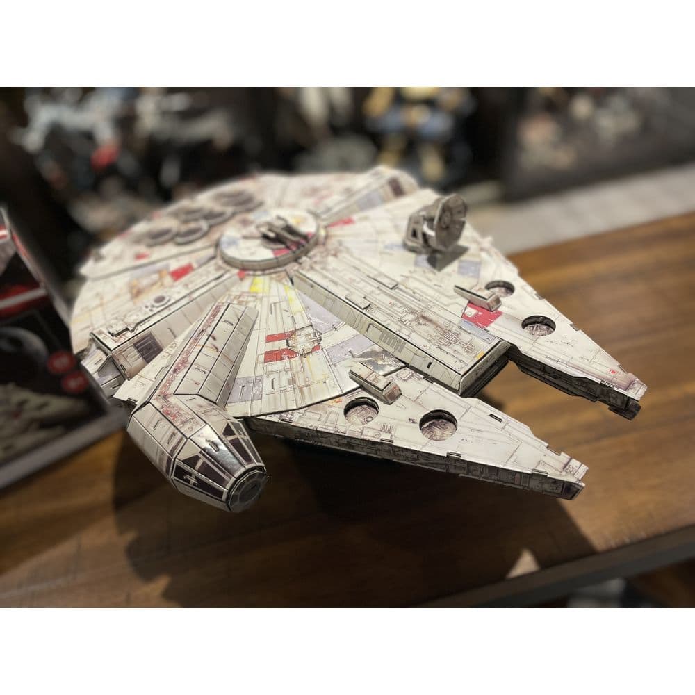 4D-Star-Wars-Millennium-Falcon-150-Piece-Puzzle-alt4