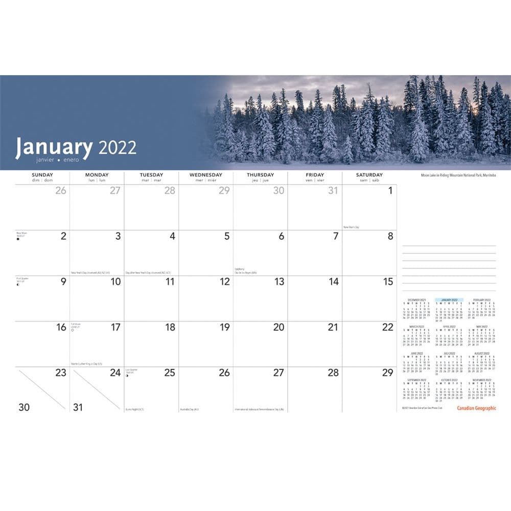 Canadian Geographic 2022 Desk Pad - Calendars.com