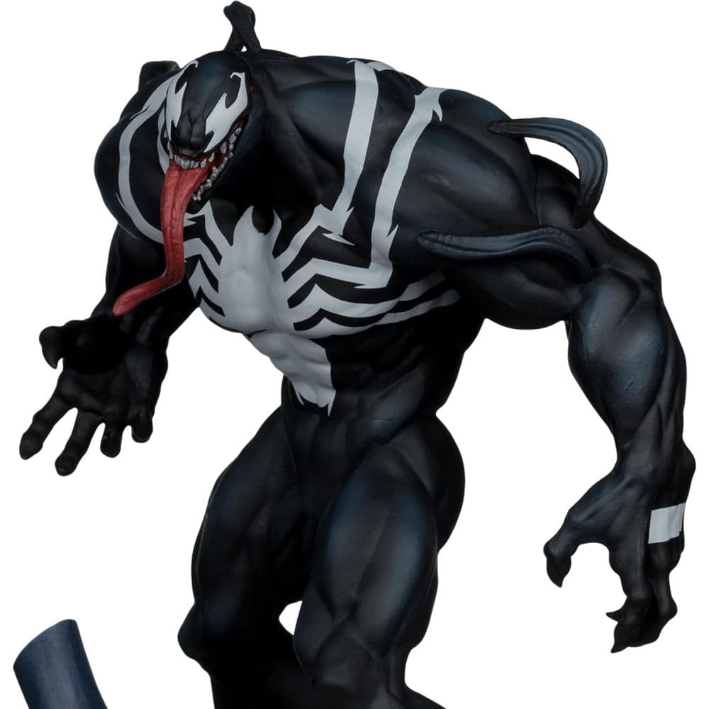 Marvel Rivals Gamerverse 1:6 Venom Posed Figure Third Alternate Image