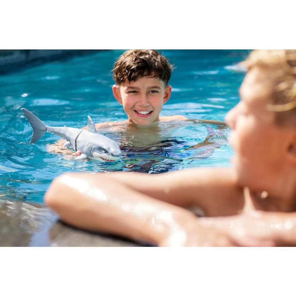 Robo Alive Shark Second Alternate Image