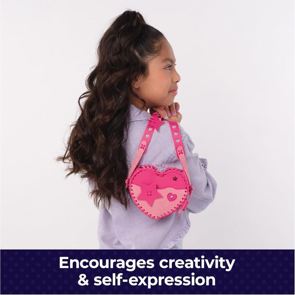 Cool Maker Sweetheart Handbag Kit Third Alternate Image