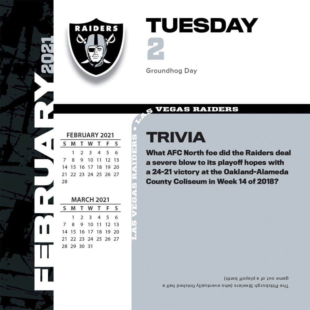 las-vegas-raiders-desk-calendar-calendars