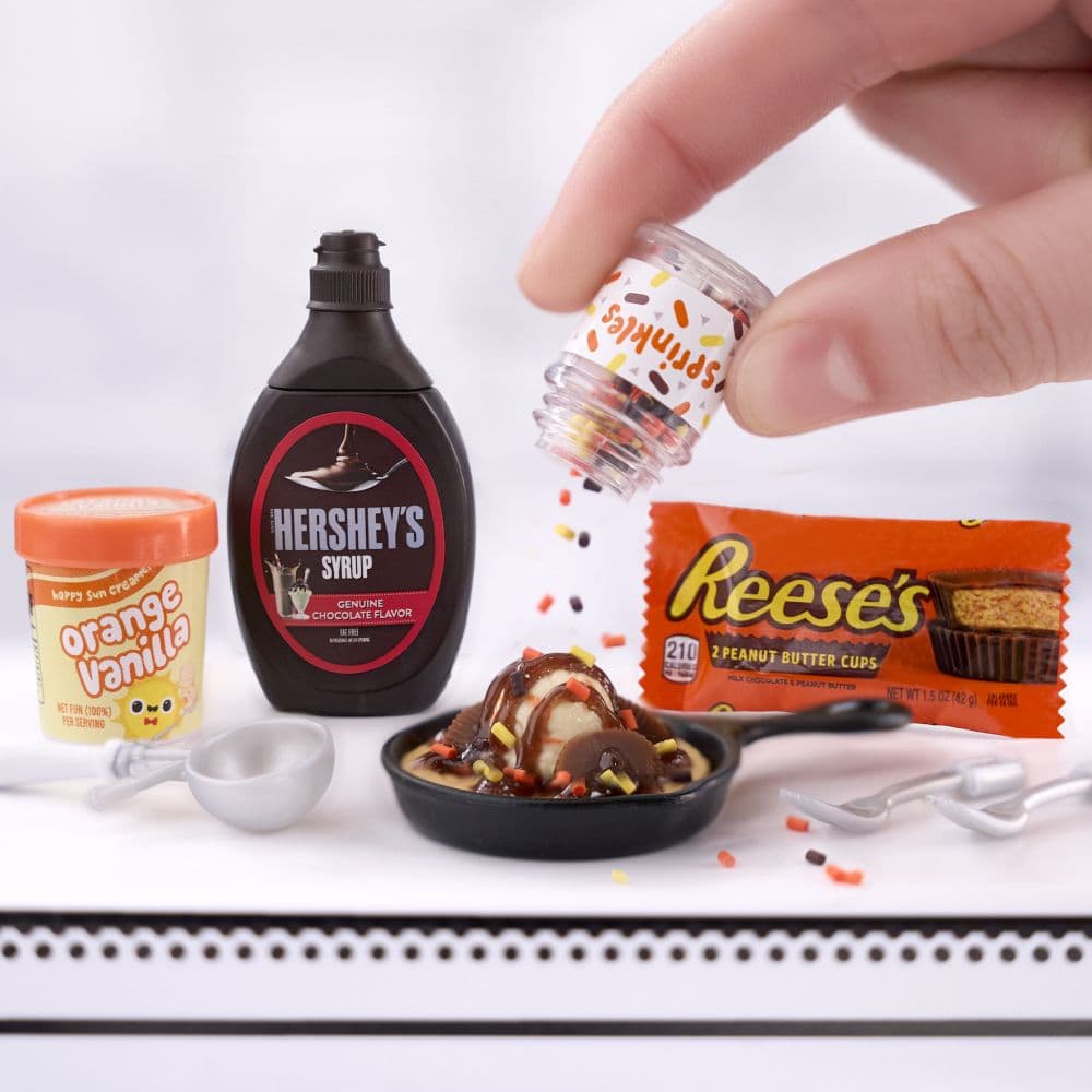 Miniverse-Mini Hersheys Multipack Seventh  Alternate Image