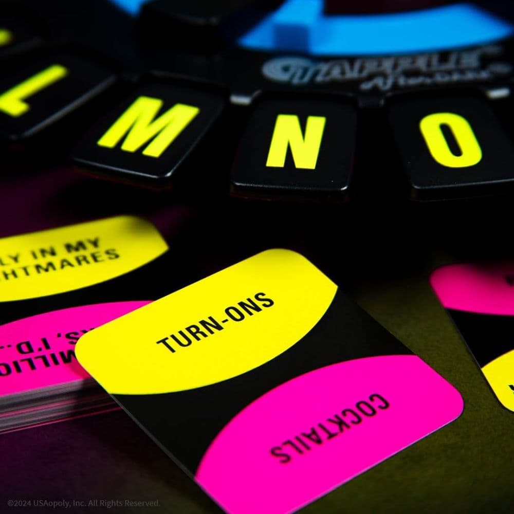 Tapple After Dark Adult Party Game Third Alternate Image