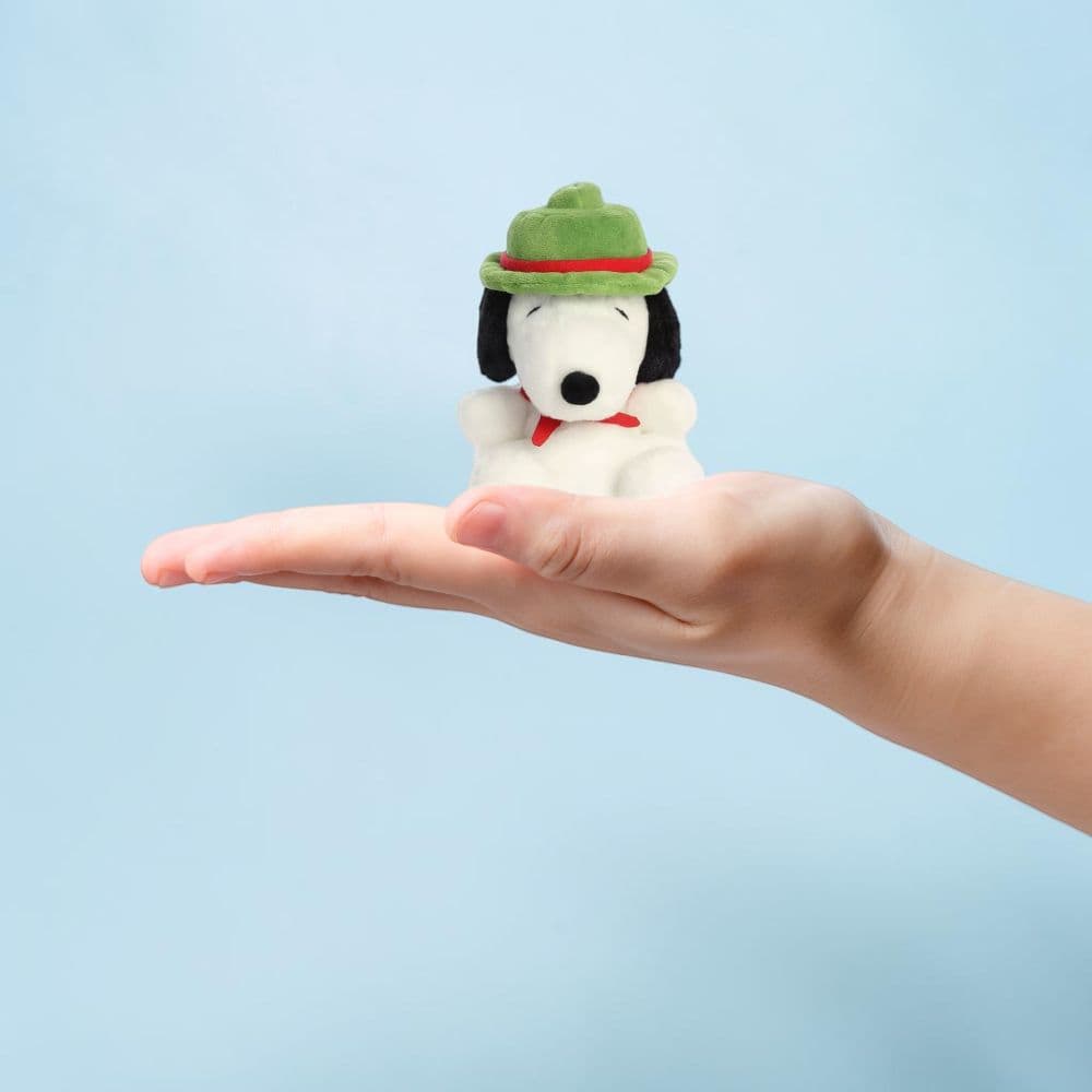 Palm Pals Snoopy Scout 5in Plush Third Alternate Image