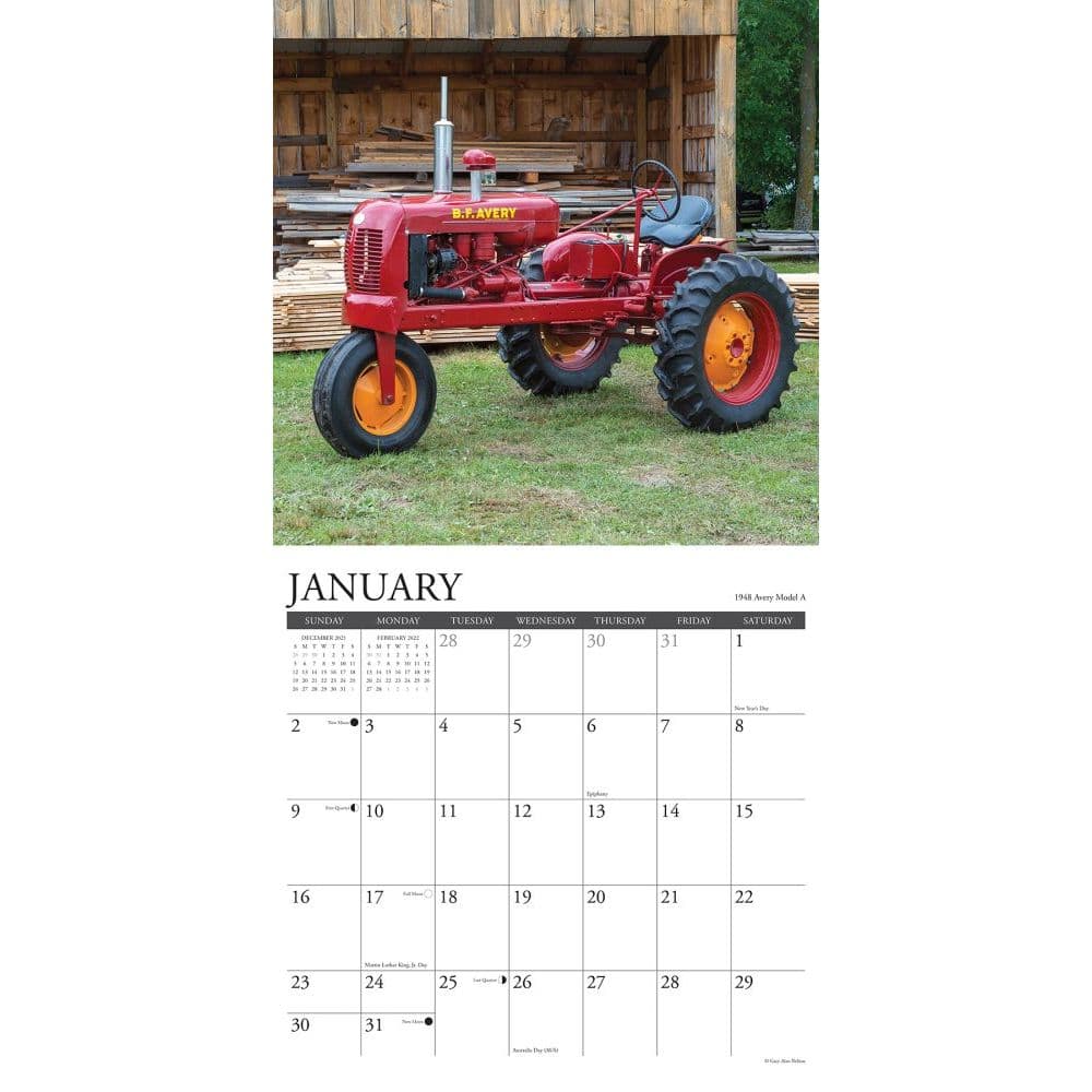 Tractors 2022 Wall Calendar - Calendars.com