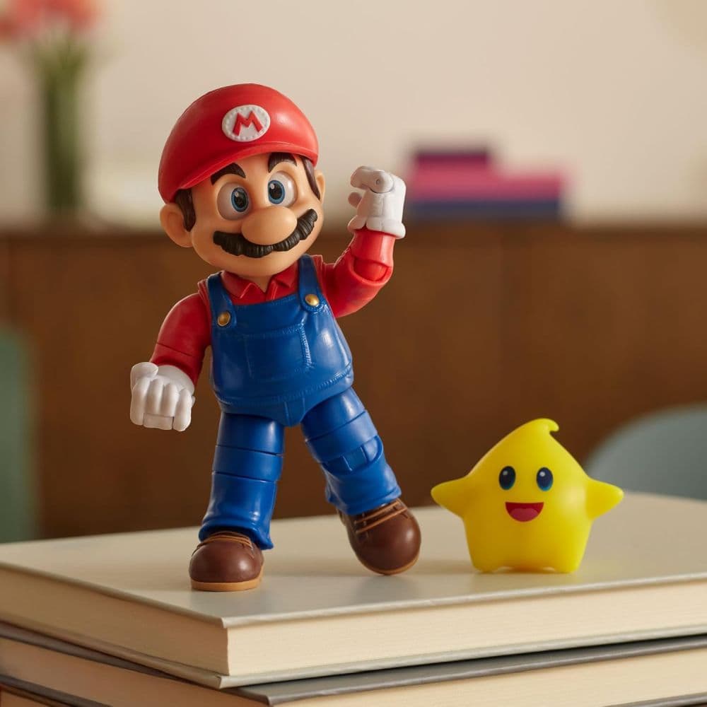 Super Mario 2.5-Inch Mario Action Figure First Alternate Image