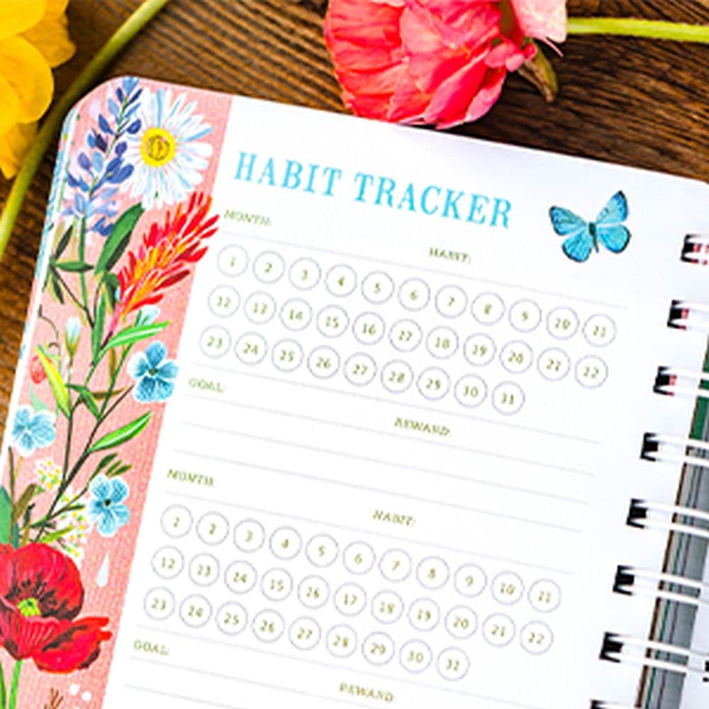 Katie Daisy Weekly 2025 Planner Ninth Alternate Image