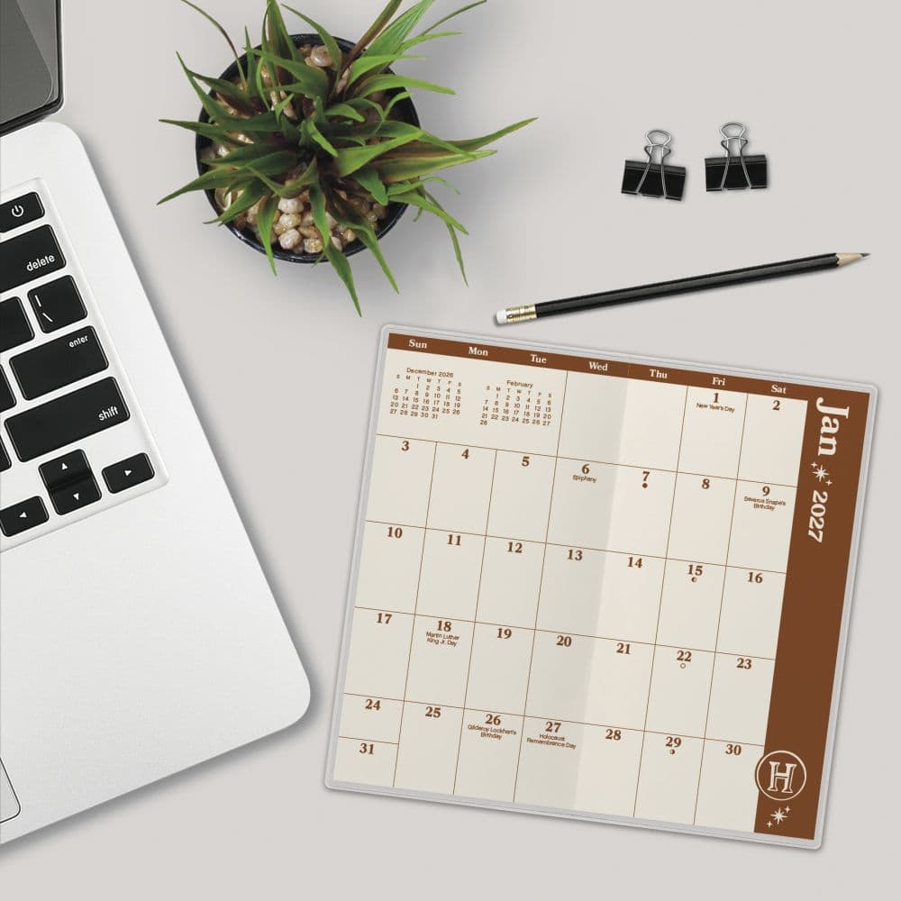 Harry Potter 2027 Pocket Planner Sixth Alternate Image