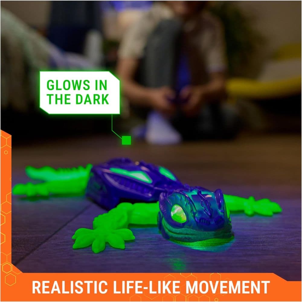 Hex Bots Glow-in-the-Dark Wall Crawler Gecko Third Alternate Image