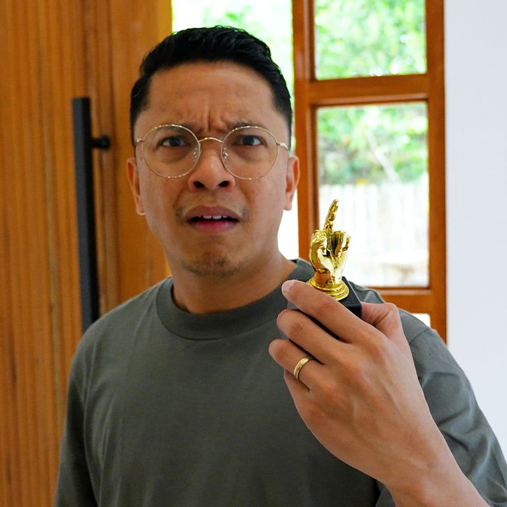 World's Biggest Asshole Novelty Trophy Second Alternate Image