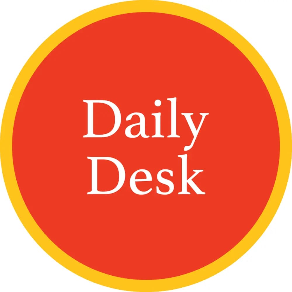 Discover daily desk calendars for your workspace