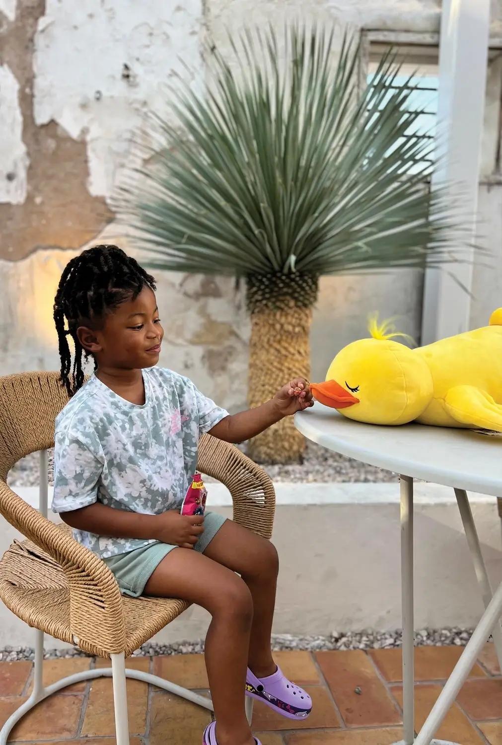 Girl with duck Snoozimal