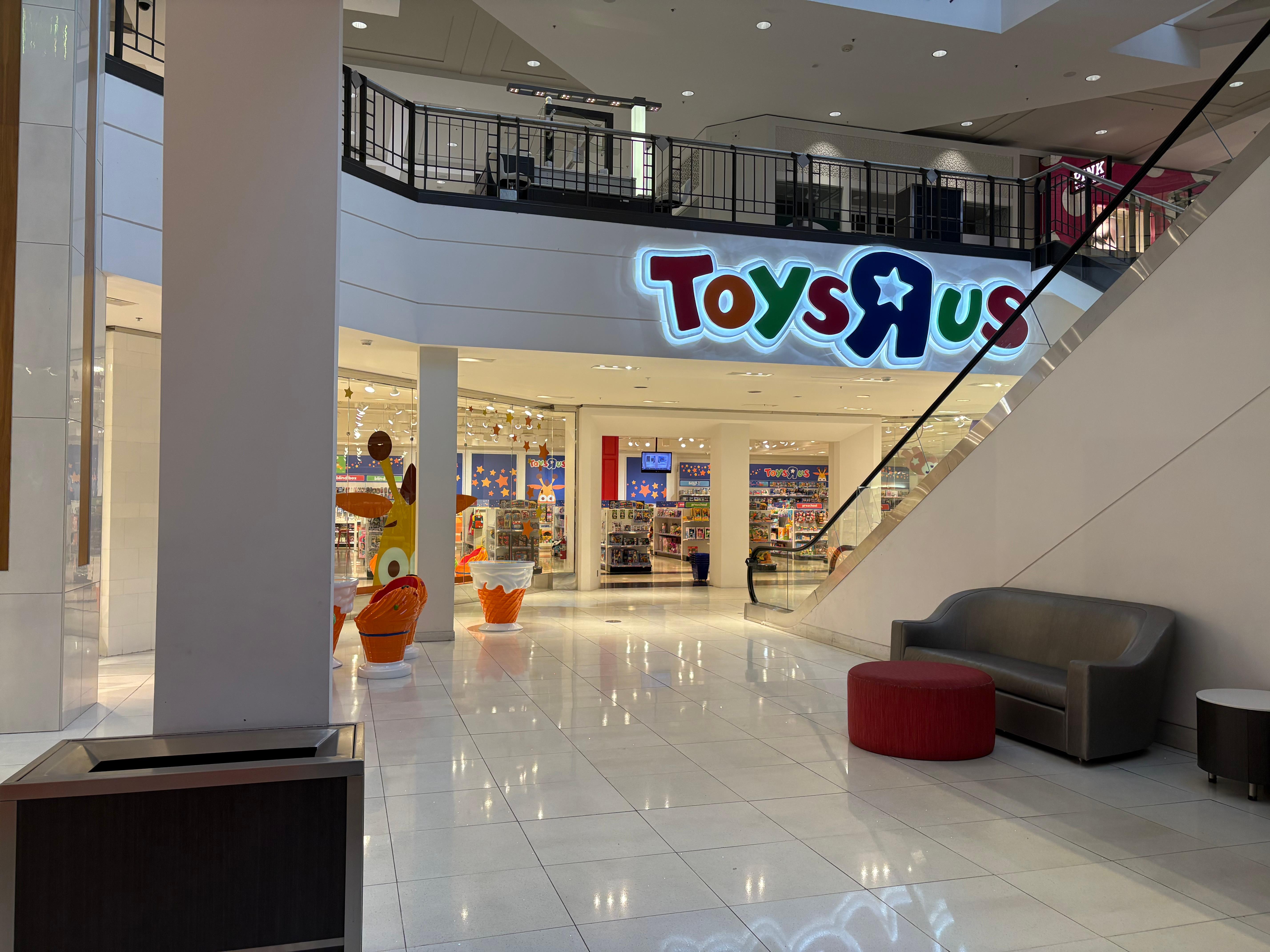 Westroads Mall