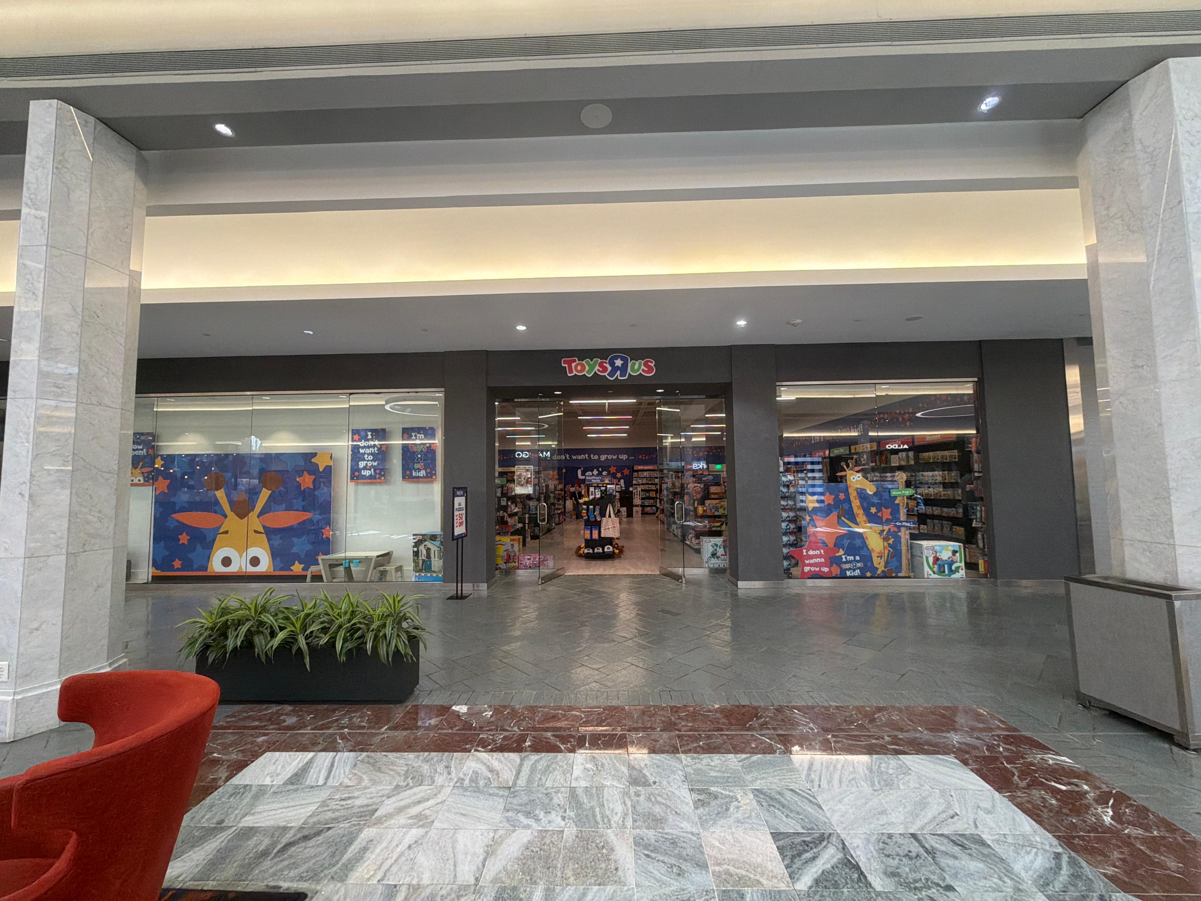 Lakeside Shopping Center LA
