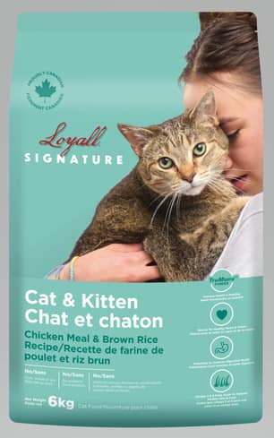 Thumbnail of the Loyall Signature Cat Kitten Food Chicken 6Kg