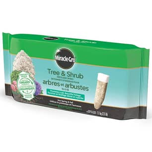 Thumbnail of the Miracle-Gro Tree & Shrub Fertilizer Spikes 15-5-10
