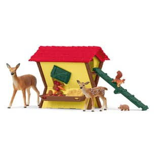 Thumbnail of the Schleich Feeding the Forest Animals