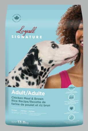 Thumbnail of the Loyall Signature Dog Food Adult Chicken 13.8Kg